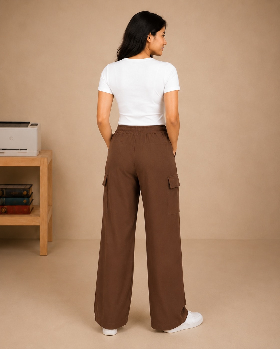 Premium quality wide-leg cargo trouser view 5